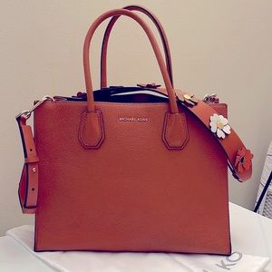 Michael kors leather Bag